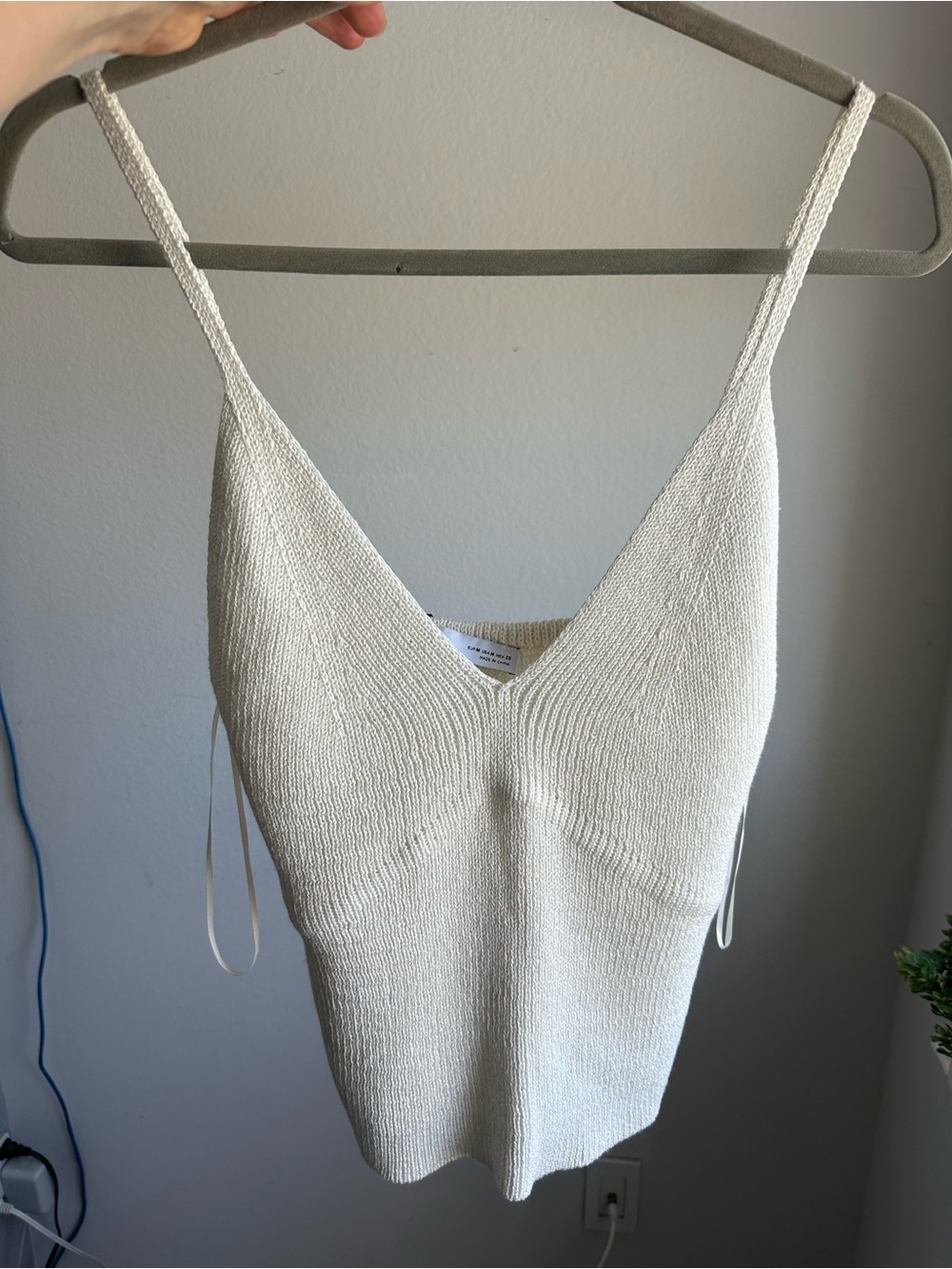 💄Zara Cream Knit V-Neck Tank Top NWT M